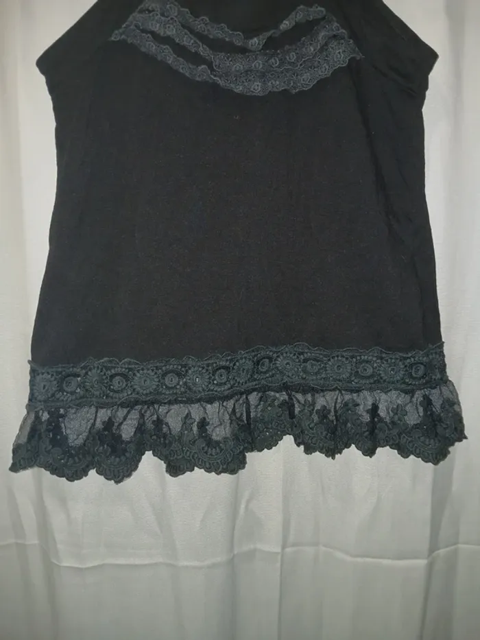🩷 Débardeur à dentelle noir 100% cotton TU. - photo numéro 3