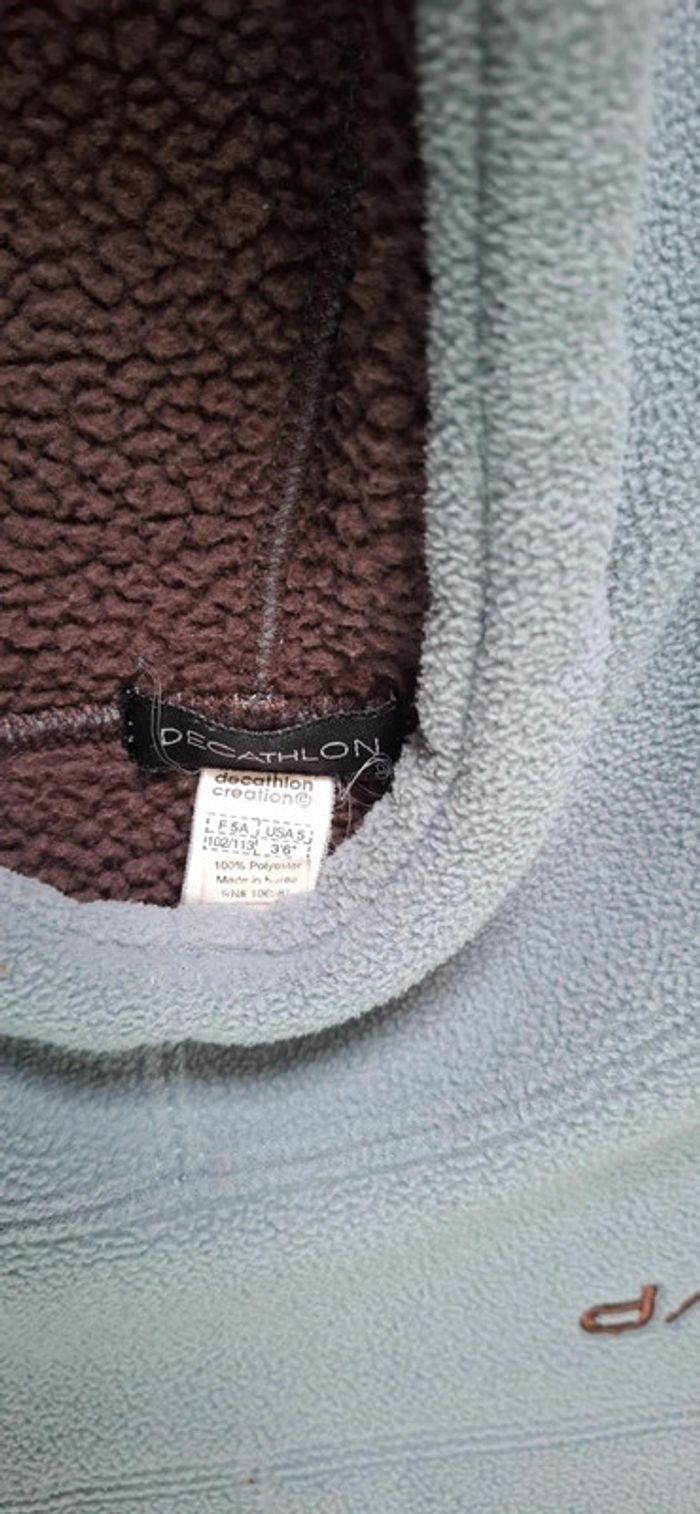 Polaire 5ans TBE Décathlon - photo numéro 2