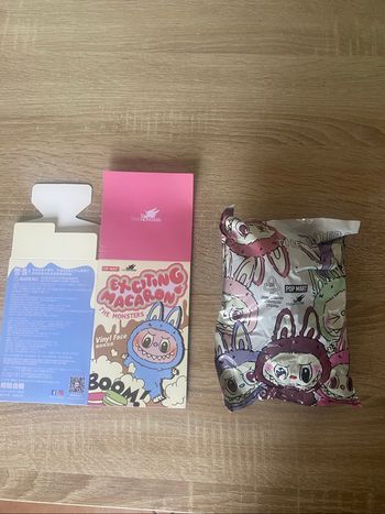 Labubu ,porte clés,macaron avec boite secrète