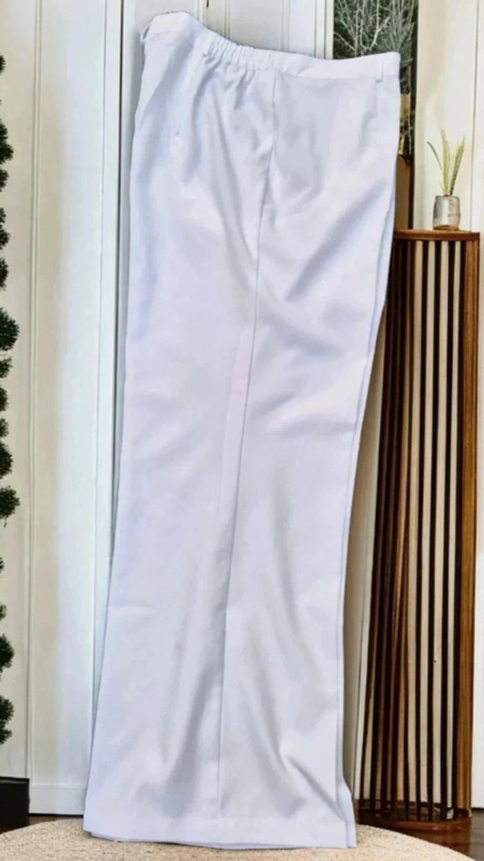 Pantalon blanc 🌹50 🌹 - photo numéro 2