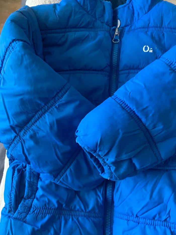 Très jolie doudoune garçon 4 ans - photo numéro 4