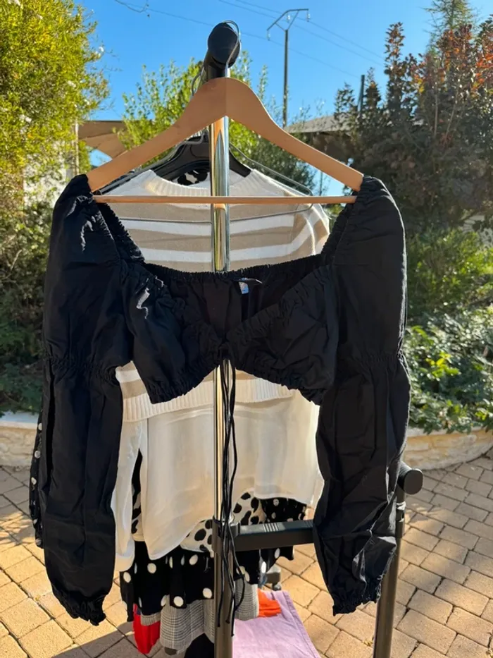 Blouse crop top noir H&M