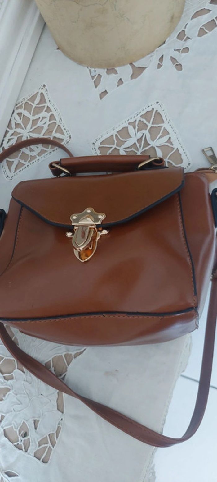 Superbe petit sac marron retro Shein - photo numéro 12