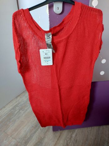 Pull long rouge neuf taille M