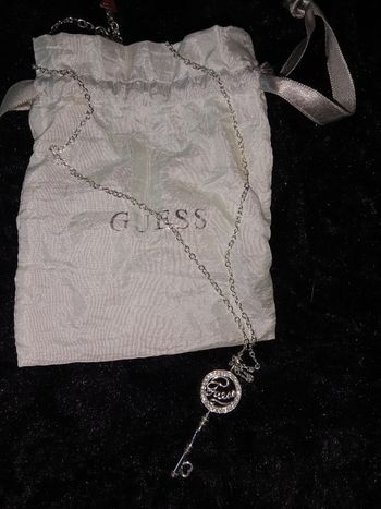 Collier guess authentique 
