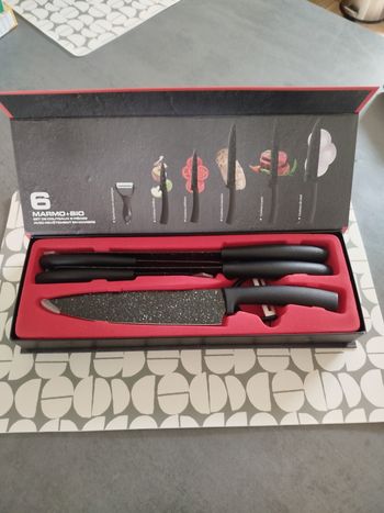 Set de couteaux 6 pièces revêtement marbre