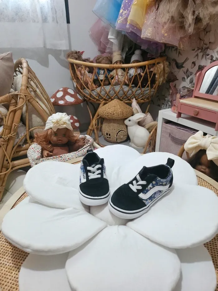 Vans fleurie - photo numéro 4