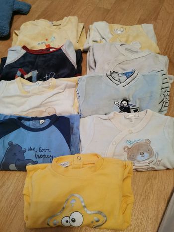 Lot de 9 pyjamas