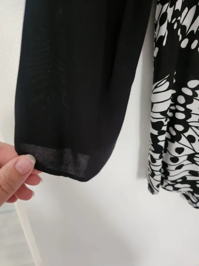 Jolie blouse fine Naf Naf taille 40 noire et blanche - photo numéro 5