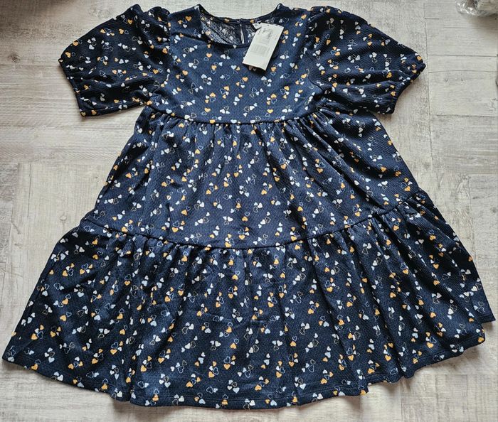 Robe neuve 8 ans