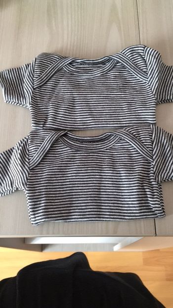 Lot de deux bodies manches courtes