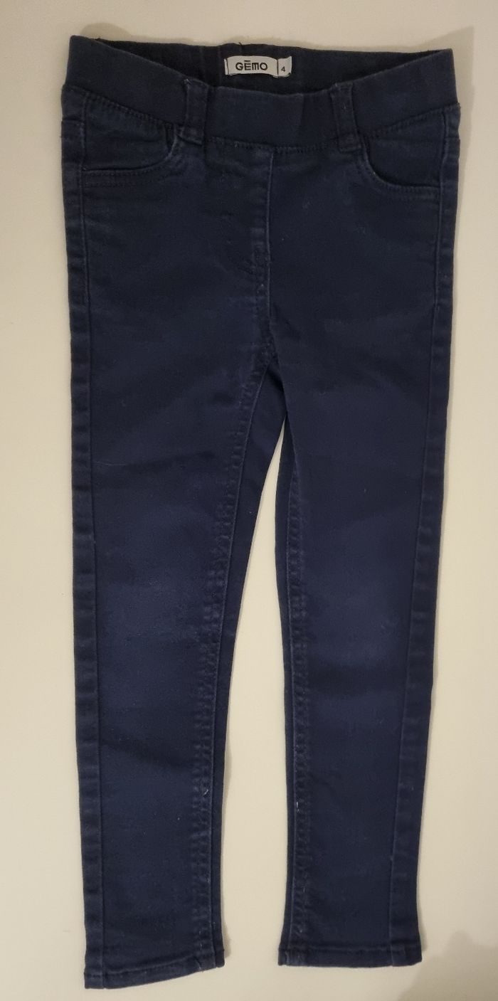 Lot 4 ans chemises polos tee shirt manches longues  pantalons - photo numéro 10