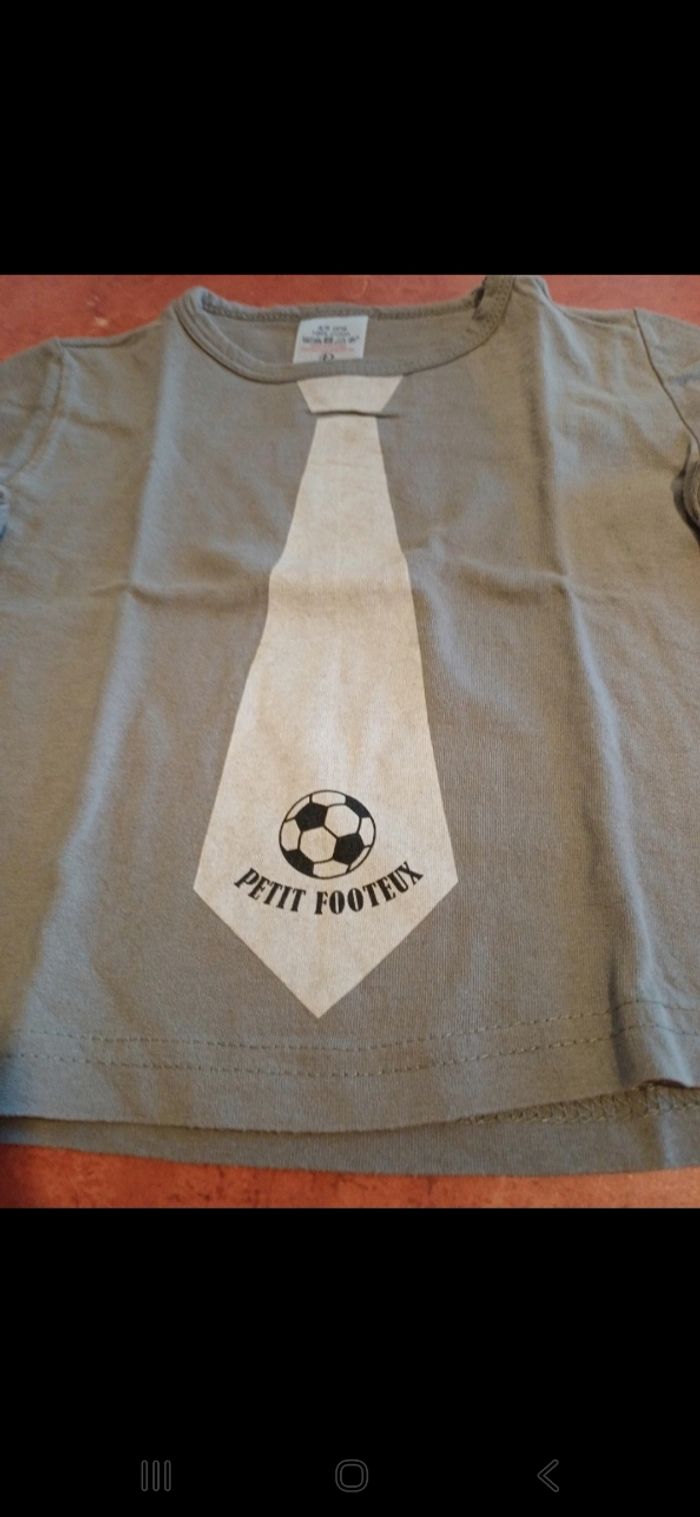 T.shirt garçon taille 4 ans - photo numéro 2