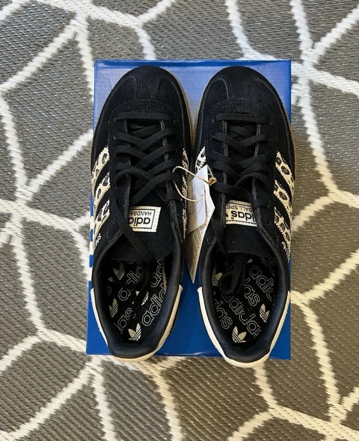 Adidas Handball Spezial taille 44.5 - photo numéro 2
