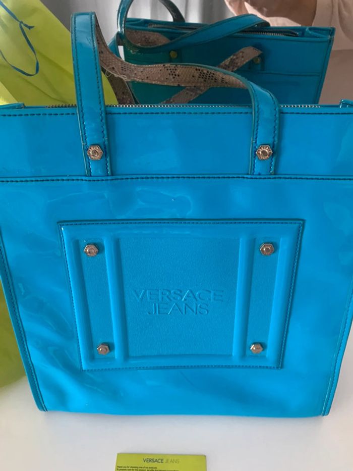 Très jolie sac à main Versace jean - photo numéro 3