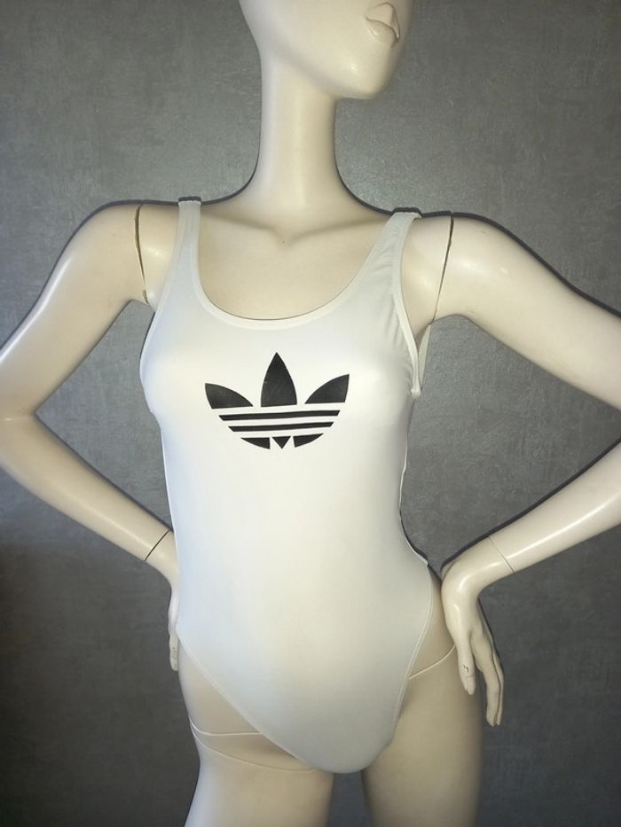maillot de bain blanc 1 pièce adidas taille 40