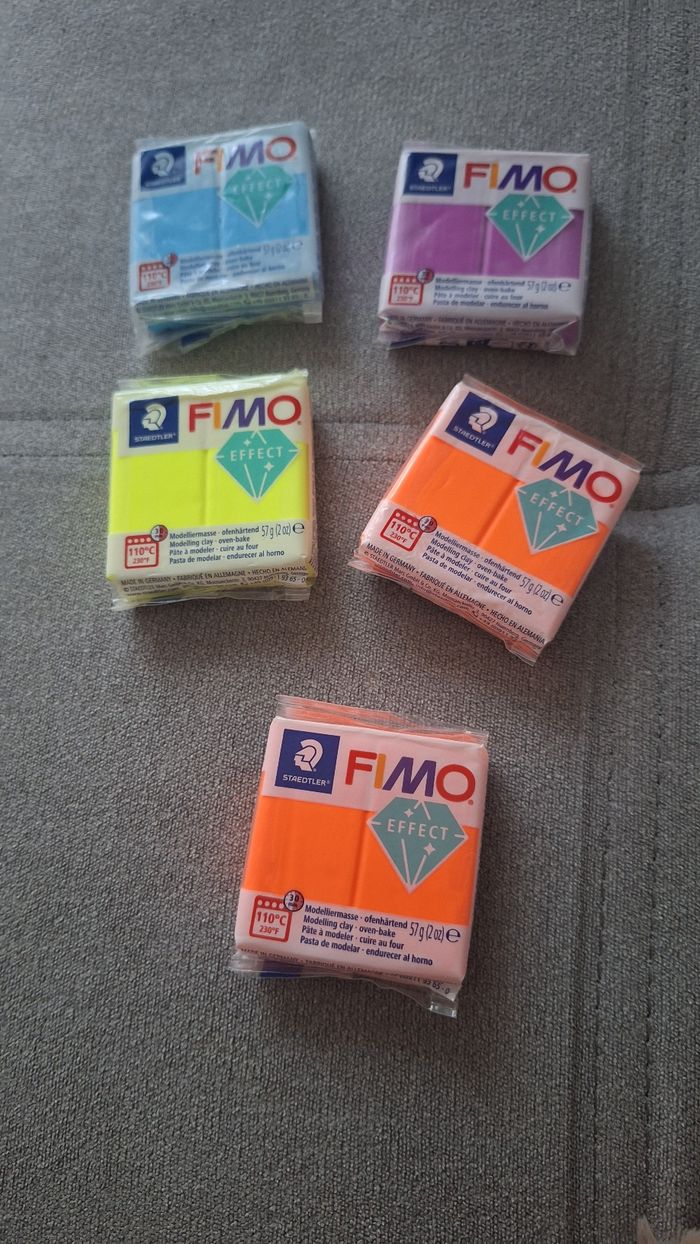 Lot de 5 pâtes fimo effect Néon
