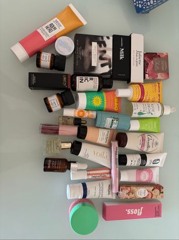 Lot maquillages/soins/parfums