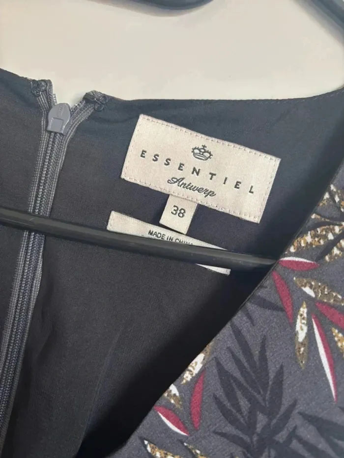 Robe d’été neuve Taille 38 ( M ) essentiel antwerp - photo numéro 2