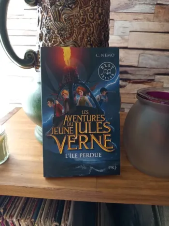 Les aventures du jeune Jules Verne L'île perdue