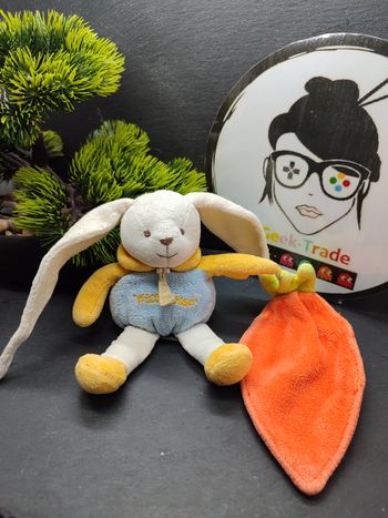 73 Doudou et compagnie lapin ptit doux bleu jaune carotte blanc ancien Vintage 