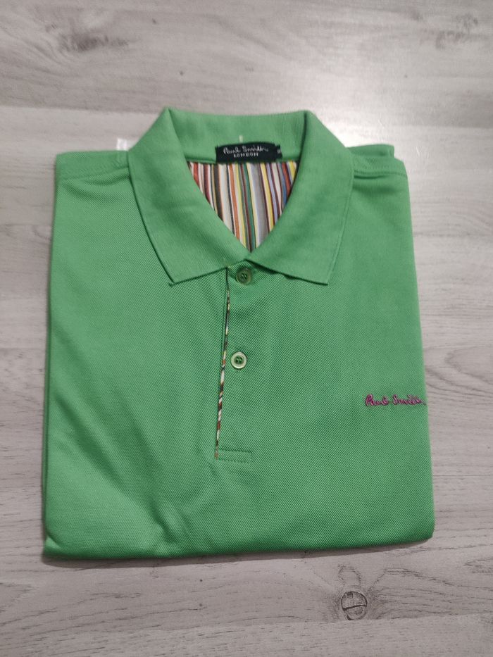 Je vends un polo Paul Smith