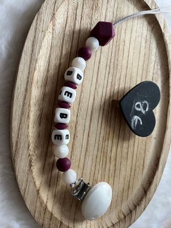 Attache tétine personnalisé