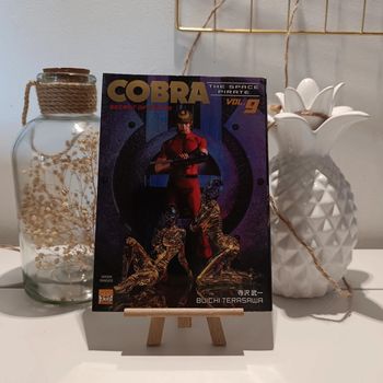 Manga cobra tome 9