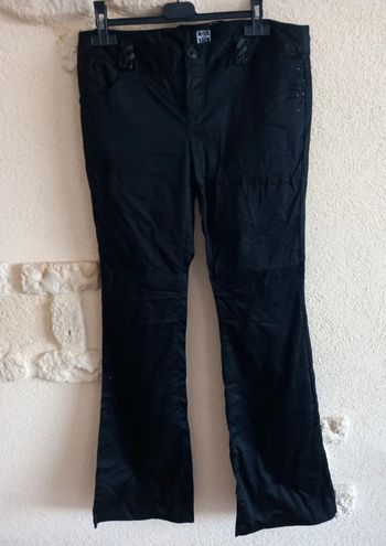 Pantalon taille 40