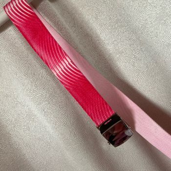 Ceinture adulte tissu rose et blanc  106  x 4 cm