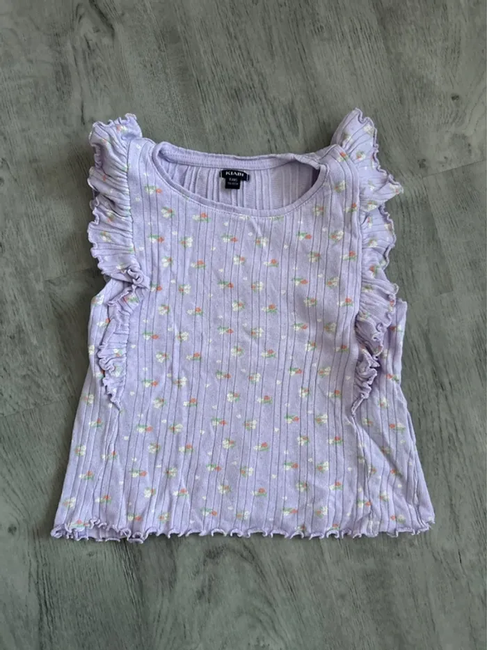 T-shirt mauve à fleur