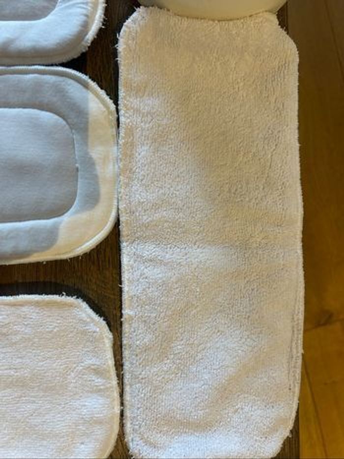 Lot 2 couches lavables + 4 inserts + un rouleau de feuilles de protection - photo numéro 6