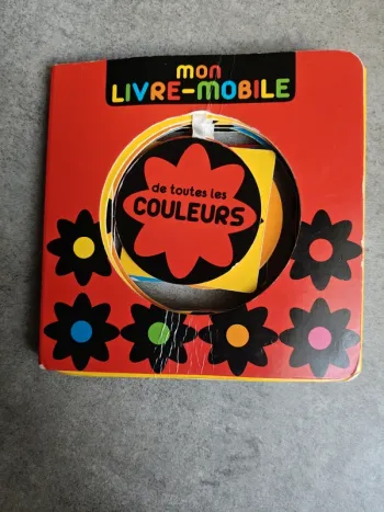 Livre mobile en couleurs de Sunny Kim