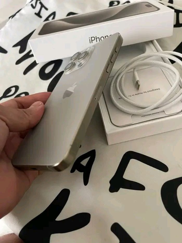 Iphone 1 5 p r o m a x - photo numéro 4