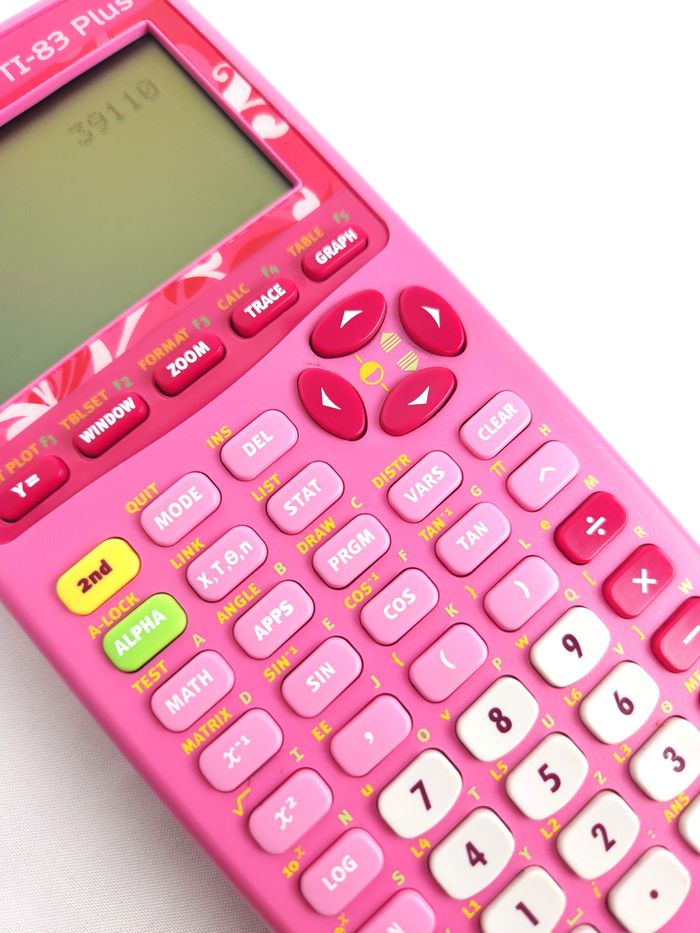 Calculatrice graphique Texas Instruments TI-83 Plus - Édition rose - photo numéro 4