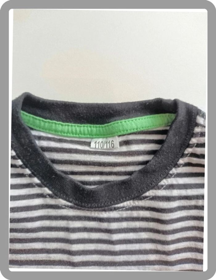 T shirt rayé - photo numéro 2