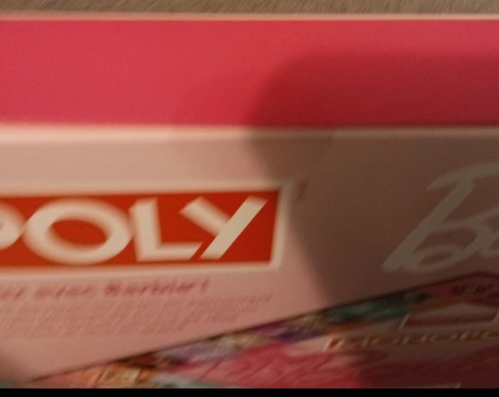 Jeux de société barbie Monopoly neuf jamais ouvert - photo numéro 2