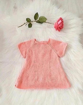 Robe rose corail manches courtes bébé fille 9 mois en maille tricoté fait main automne hiver