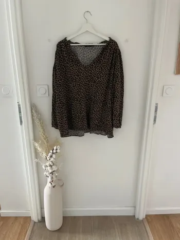 Blouse, léopard, manches longues Kiabi
