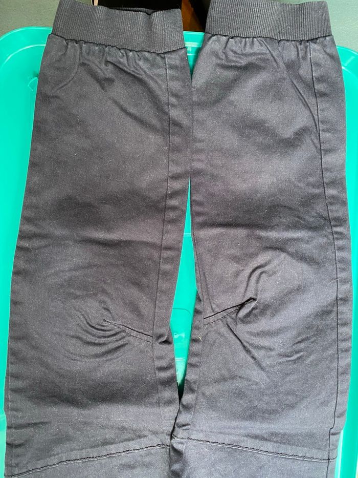 Pantalon neuf marine 20 ans - photo numéro 2