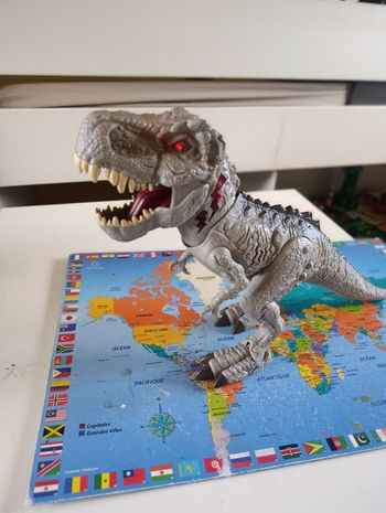 Dinosaure t rex animé 