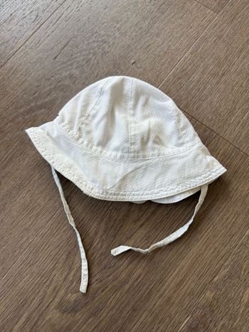 Chapeau léger 6-12 mois