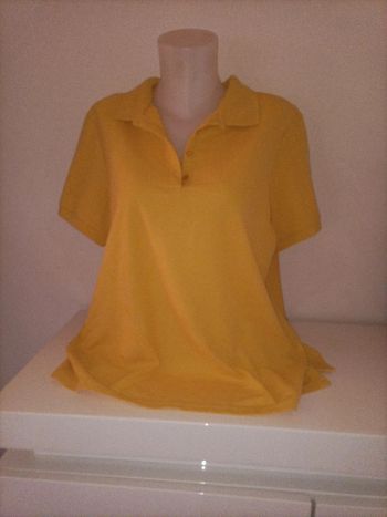 Polo jaune