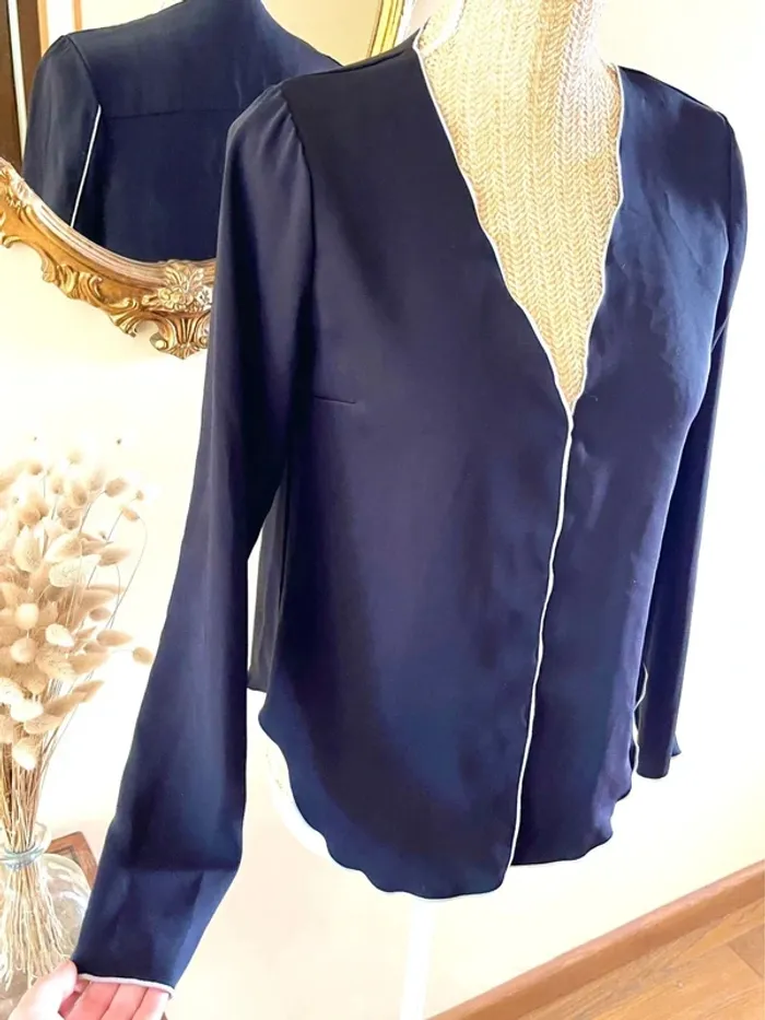 Sublime blouse chemise longue noir à liseré blanc fluide vintage - photo numéro 3
