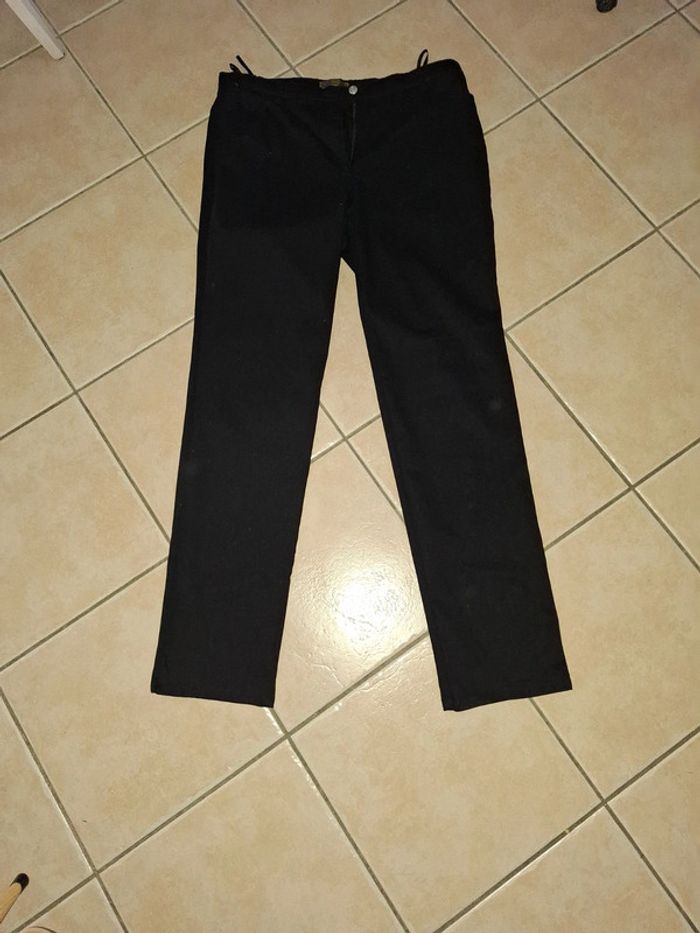 Pantalon noir L taille Eur 44
