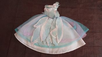 Jolie Robe pour poupée Barbie "Barbie Genuine"