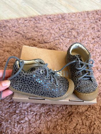 Chaussures bébé fille