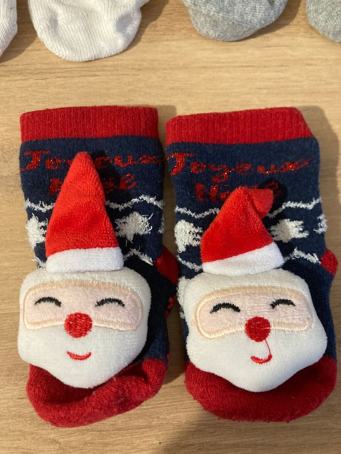lot 3 paires chaussettes de Noël taille 18/20 - photo numéro 4