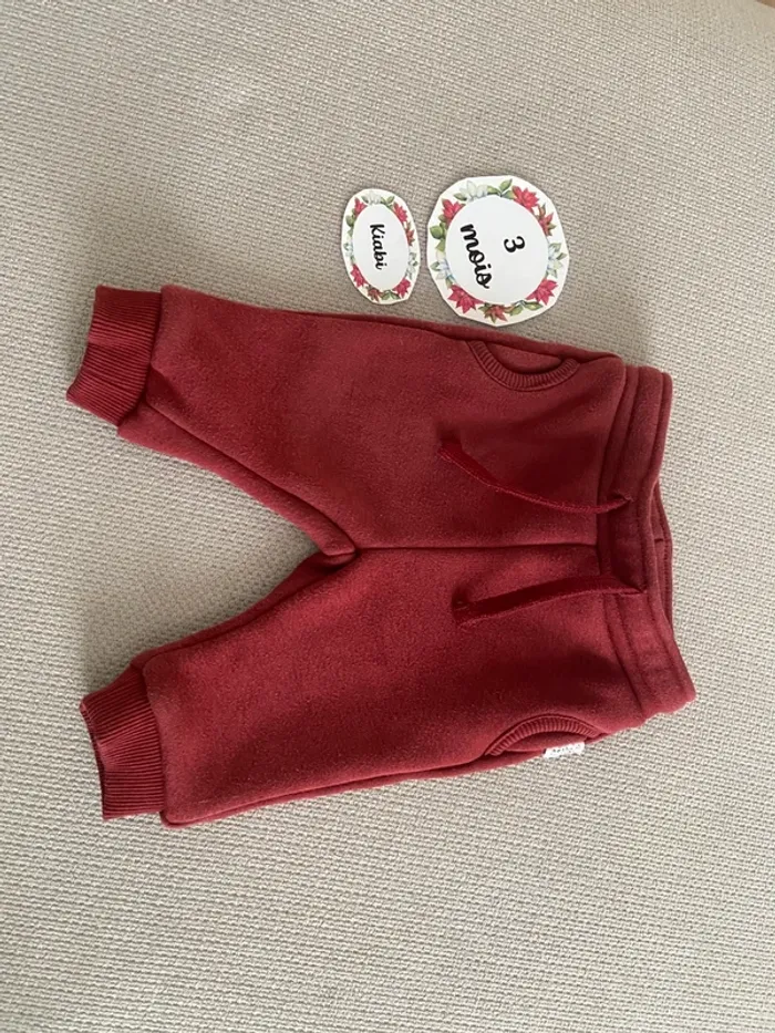 Pantalon de jogging rouge Kiabi 3 mois - photo numéro 2