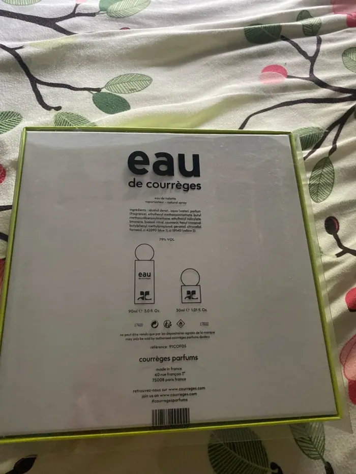 Eau de courrèges - photo numéro 4